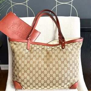 Gucci authentic brown canvas tote bag with brown leather with clutch